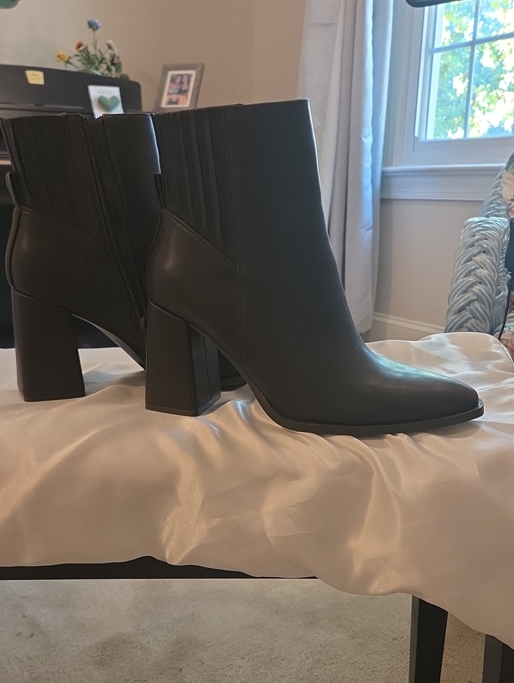 MADDEN GIRL Brand New! Chocolate Brown Fall Boots